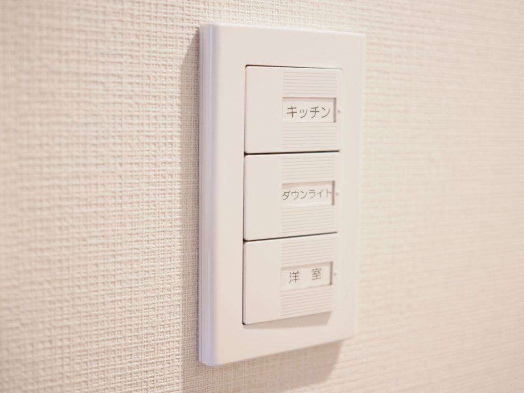 家のにおいをつくる4つの要素